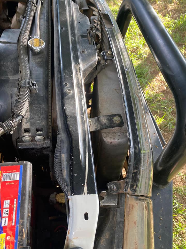 For Sale: Toyota Landcruiser 100 Series VX Diesel Turbo